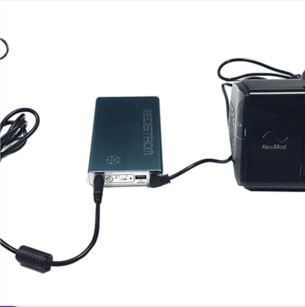 Batería portátil para CPAP, ideal para viajes y uso continuo de dispositivos médicos respiratorios.