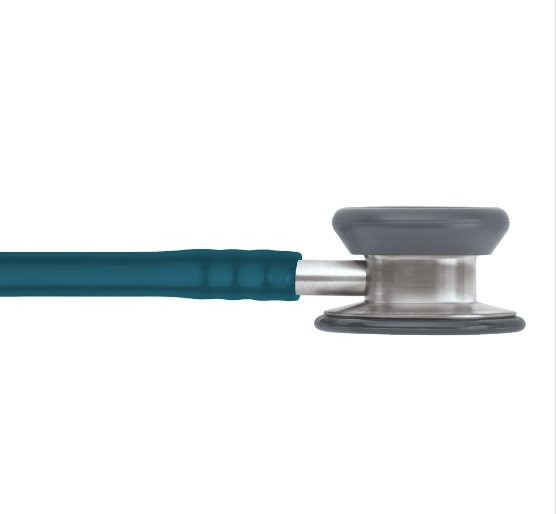 Estetoscopio Littmann Classic II Pediátrico con grabado láser visible, herramienta médica de alta calidad.
